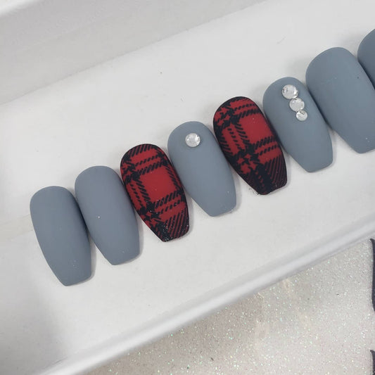 Christmas Nails! Matte Gray and Red with Buffalo Plaid and Glitter accents! Handpainted Custom False Nails Fake Nails Press On Nails
