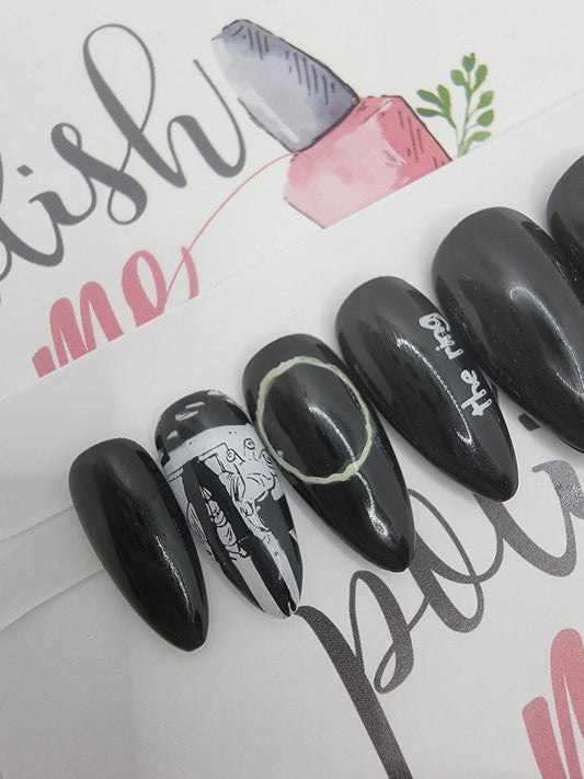 Horror Movie Nails, Ring, Glow In the Dark...Press On Nails, False, Fake Nails Glue Ons