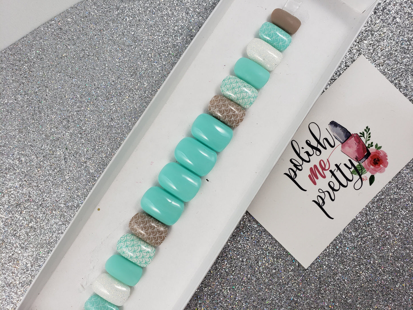 Blue, Nude and White Pattern Luxury Reusable Hand Painted False Nails Fake Press Ons