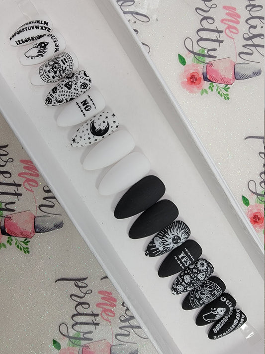 Oiuja, Occult, Witchy Sun Moon Matte Halloween Nails ..Press On Nails,  False, Fake Nails Glue Ons