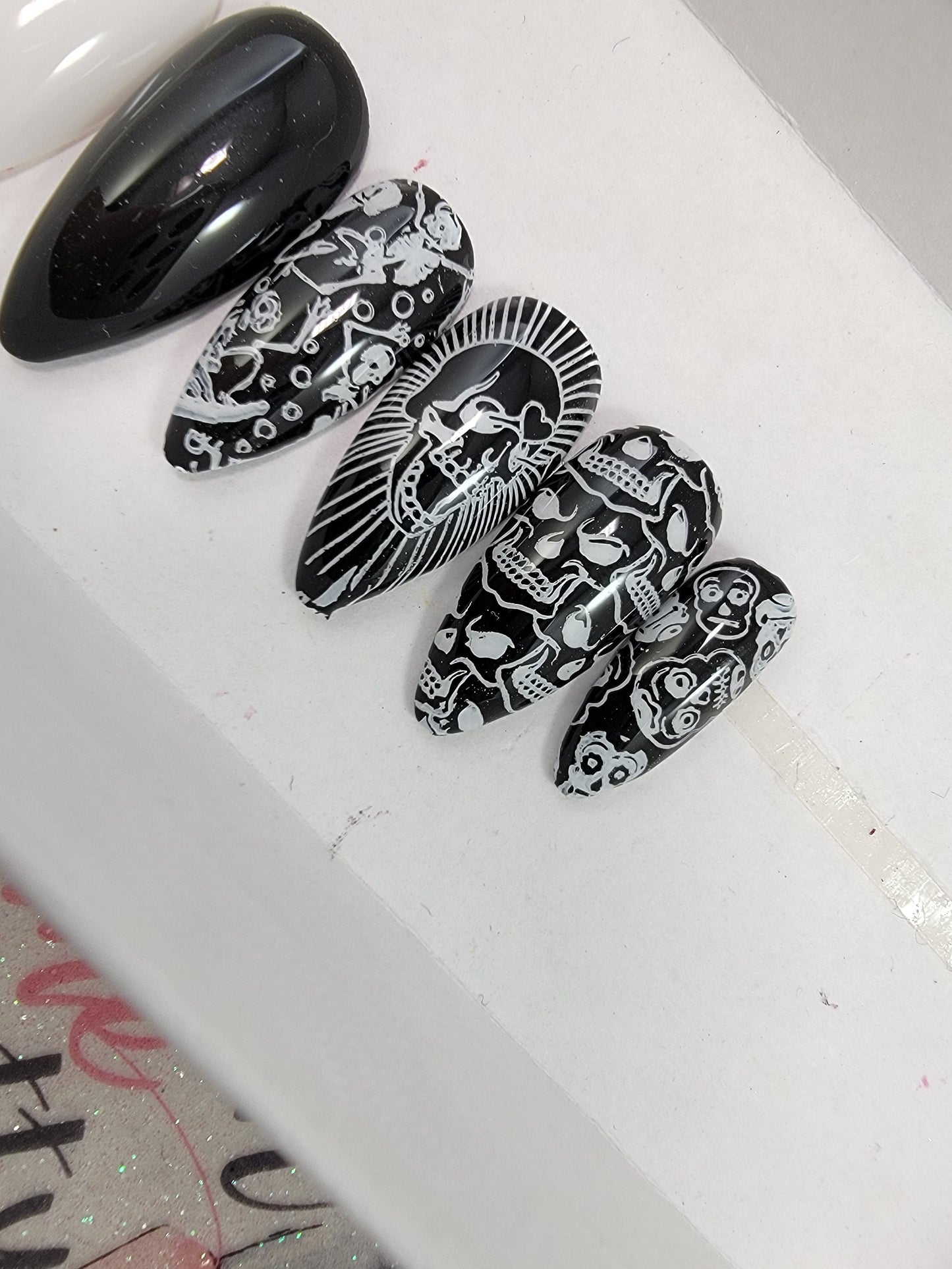 Skulls and Skeletons Black and White Halloween Nails ..Press On Nails,  False, Fake Nails Glue Ons