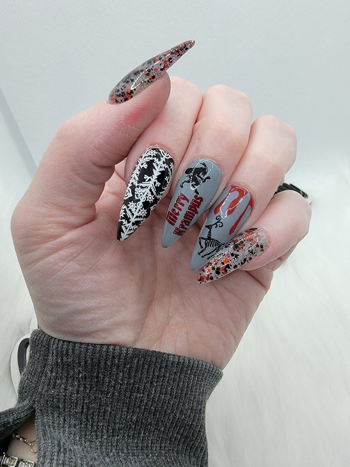 Merry Krampus Evil Christmas Creepy Creepmas Christmas Reindeer Skeleton Bloody Press On Nails,  False, Fake Nails Glue Ons